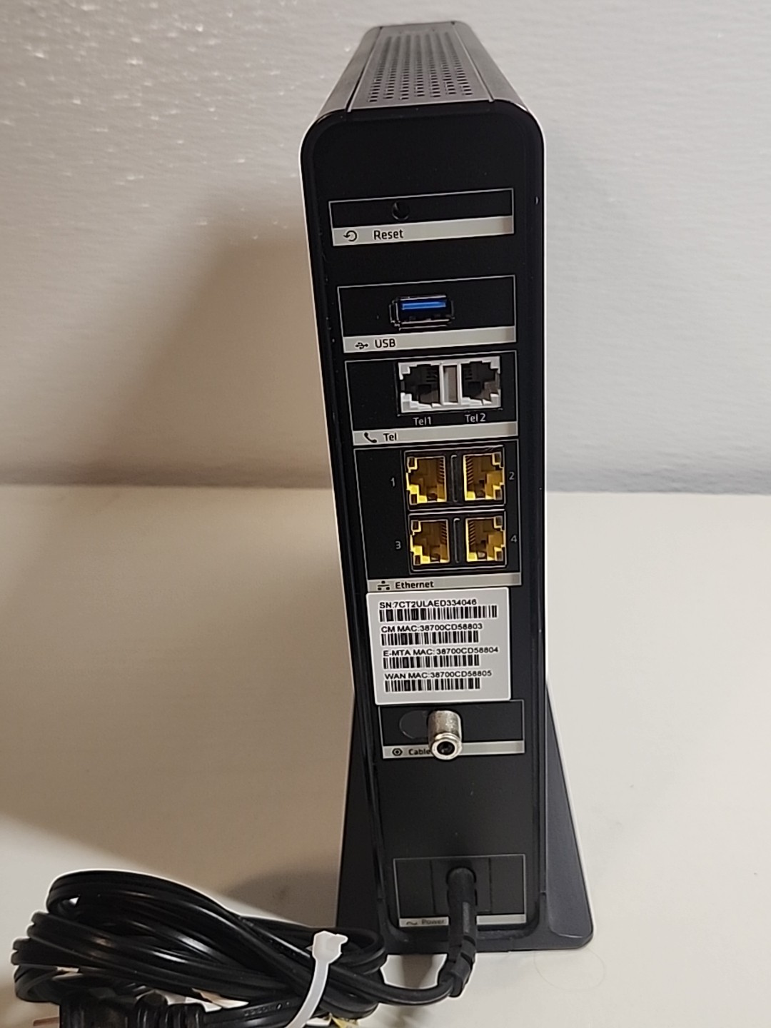 ARRIS Touchstone TG2472G Cable Voice Gateway Modem 24×8 DOCSIS 3.0 Gateway W/AC