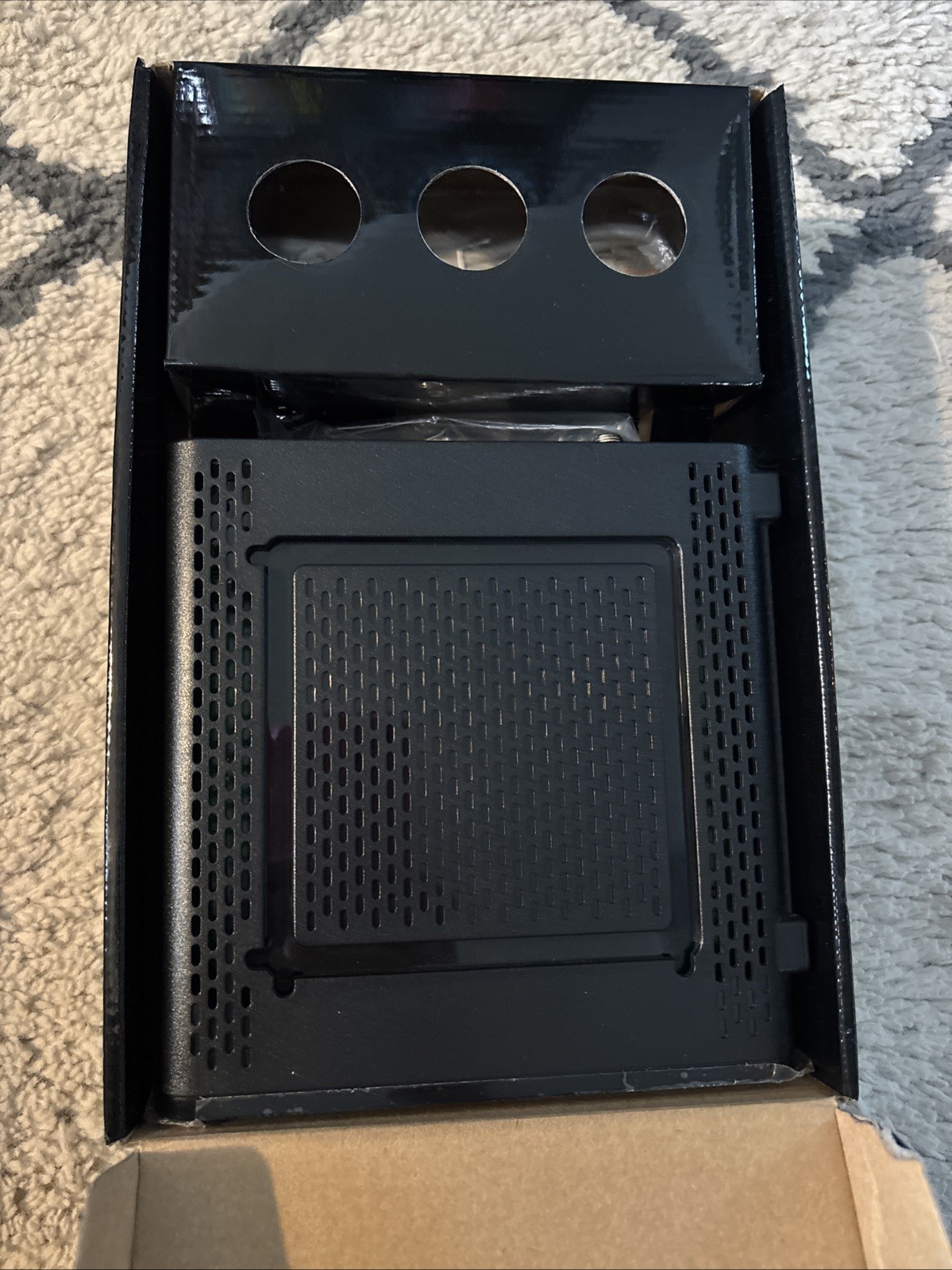 Motorola SURFboard eXtreme Wireless cable modem & Gigabit Router SGB6580