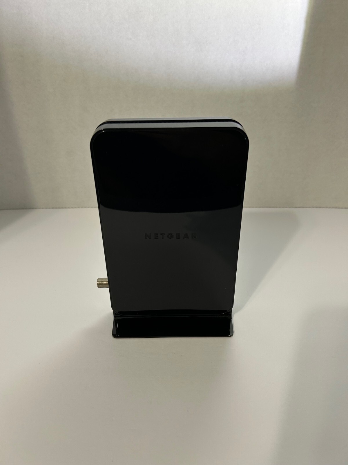 NETGEAR Cable Modem CM500 (CM500100NAS) 680 Mbps – Black-Good