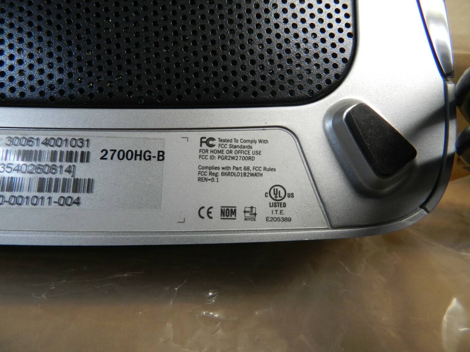 ARRIS TM604G Cable Telephony Modem, Cable & Power Connect working IN THE BOX!