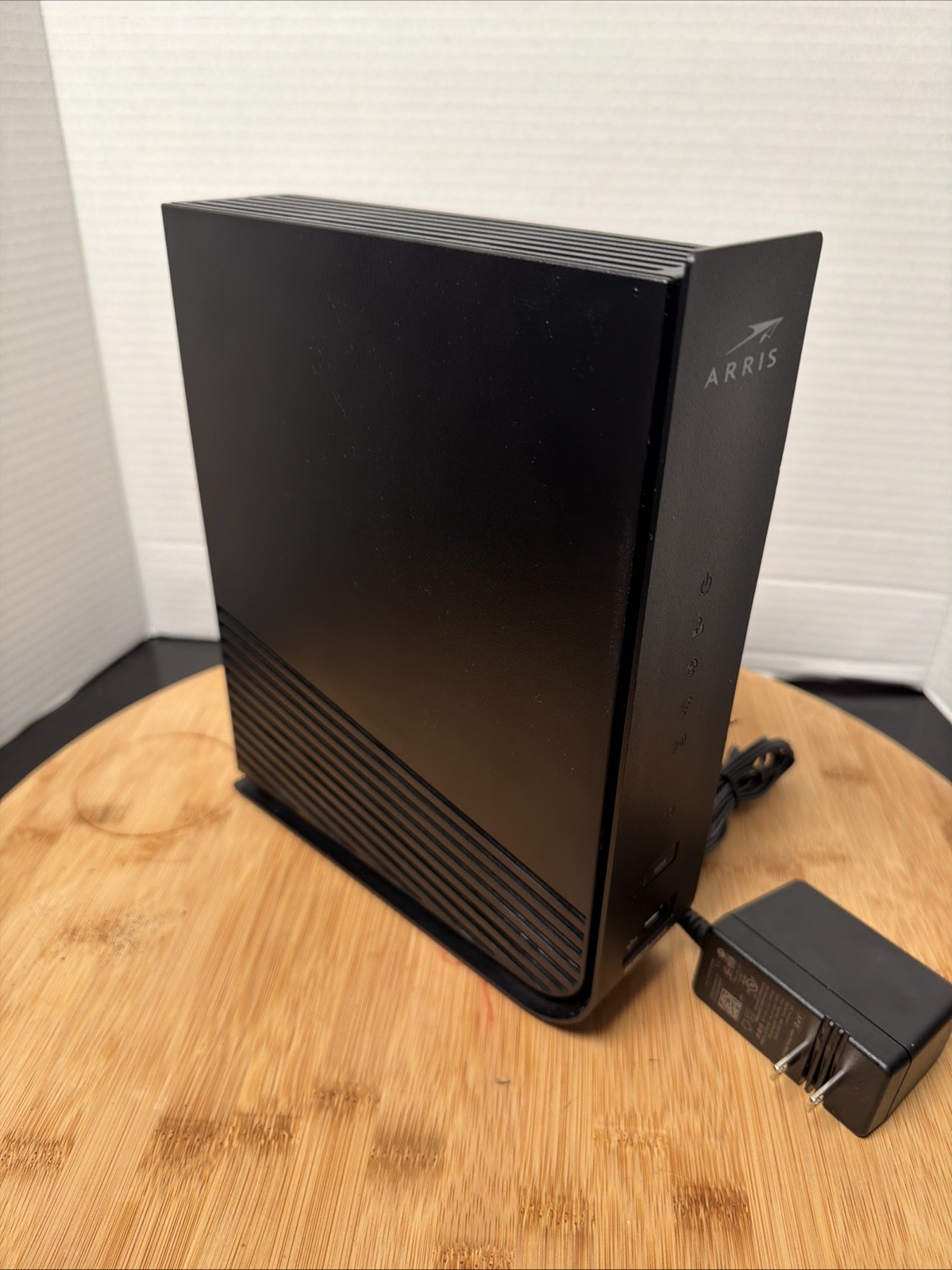 ARRIS SURFboard SBG7600AC2 DOCSIS 3.0 Cable Modem AC2350 Wi-Fi Router