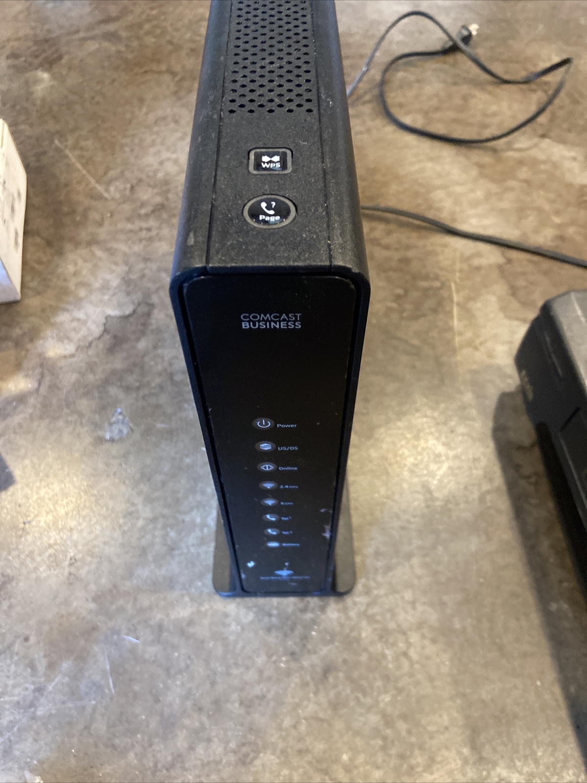 Technicolor DPC3941B Comcast Business Dual Band WiFi Cable Modem Router
