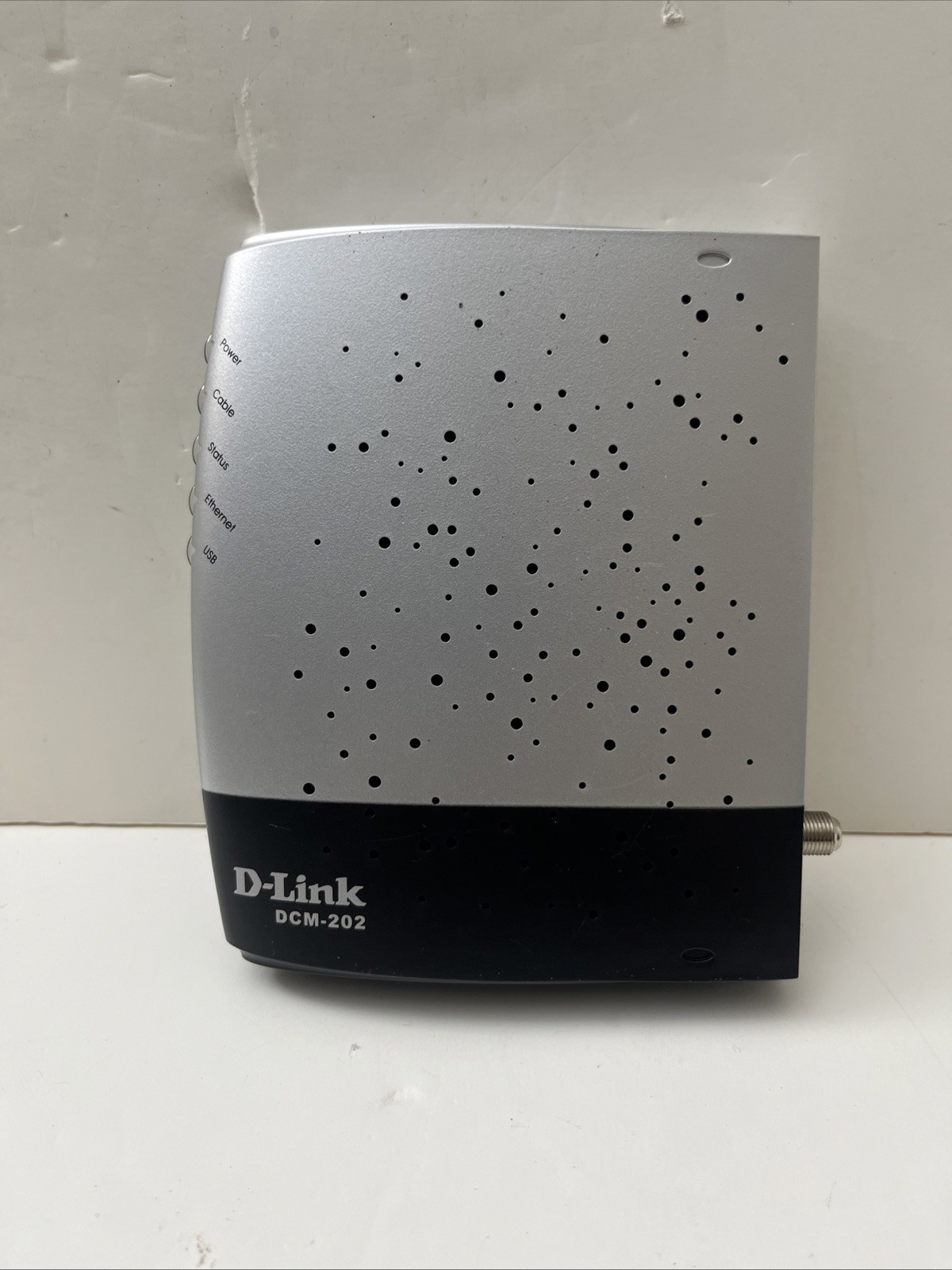 D-Link DCM-202 Broadband Cable Modem DOCSIS 2.0 Cable Modem Untested