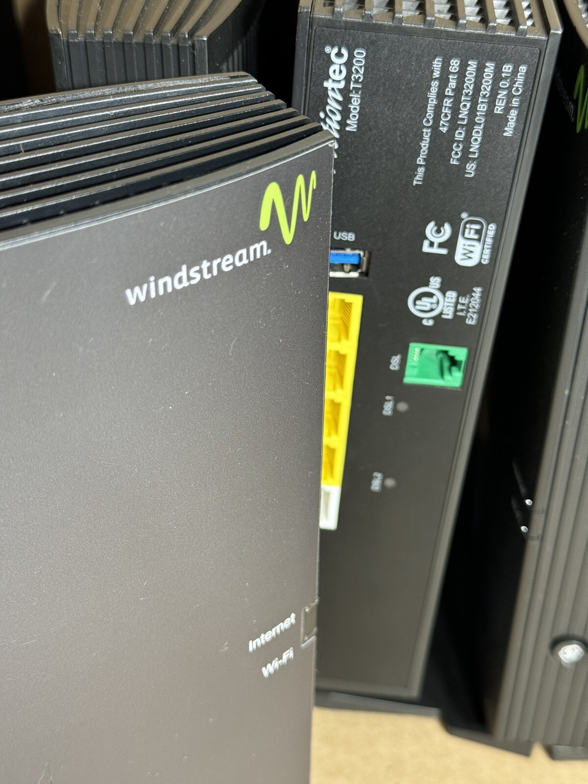 Lot Pack Of 4 WINDSTREAM Wi-Fi modem T3200 Wireless AC Gateway Router W Power