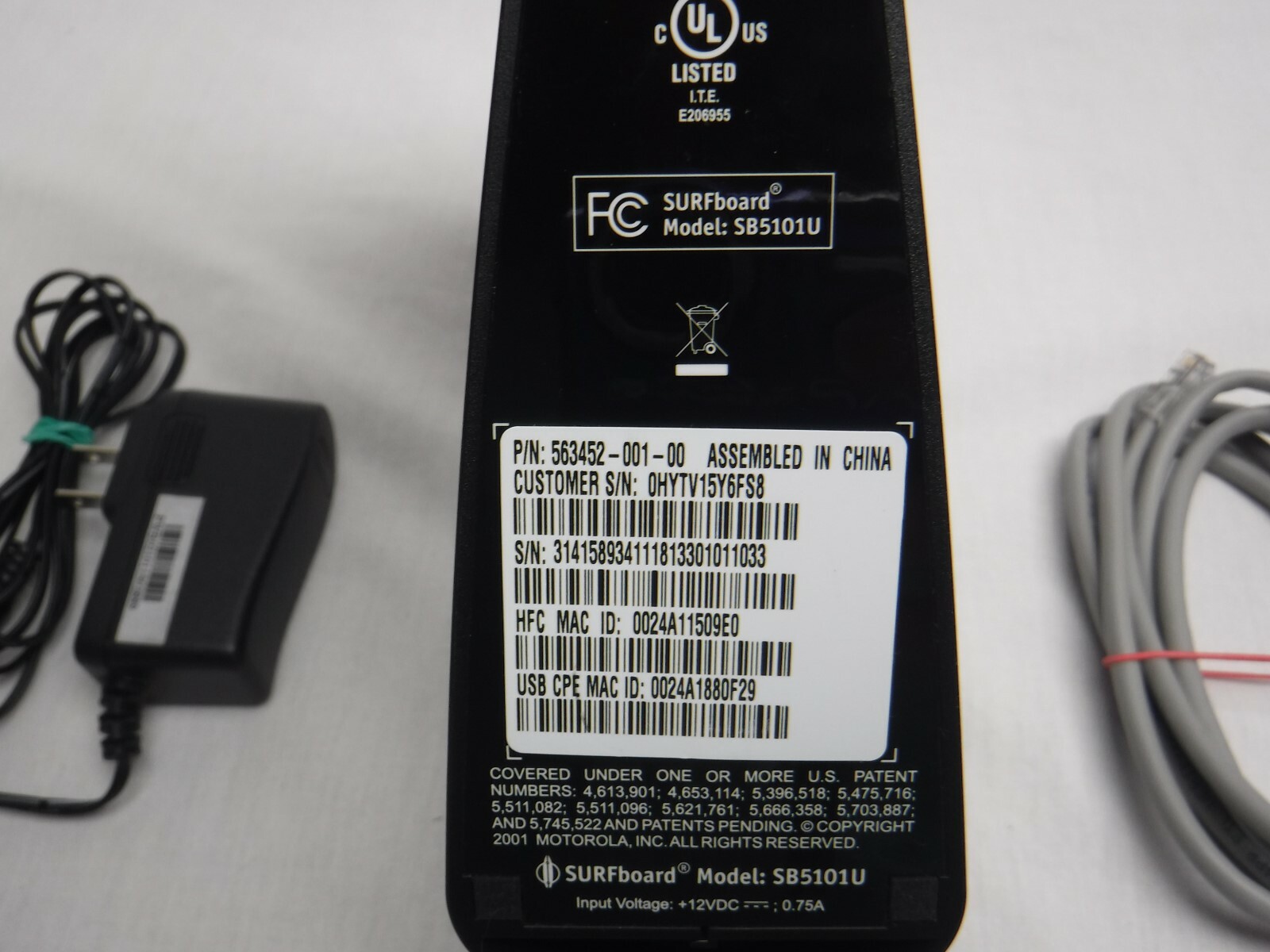 Motorola SURFboard SB5101U Cable Modem With Power and Ethernet Cords