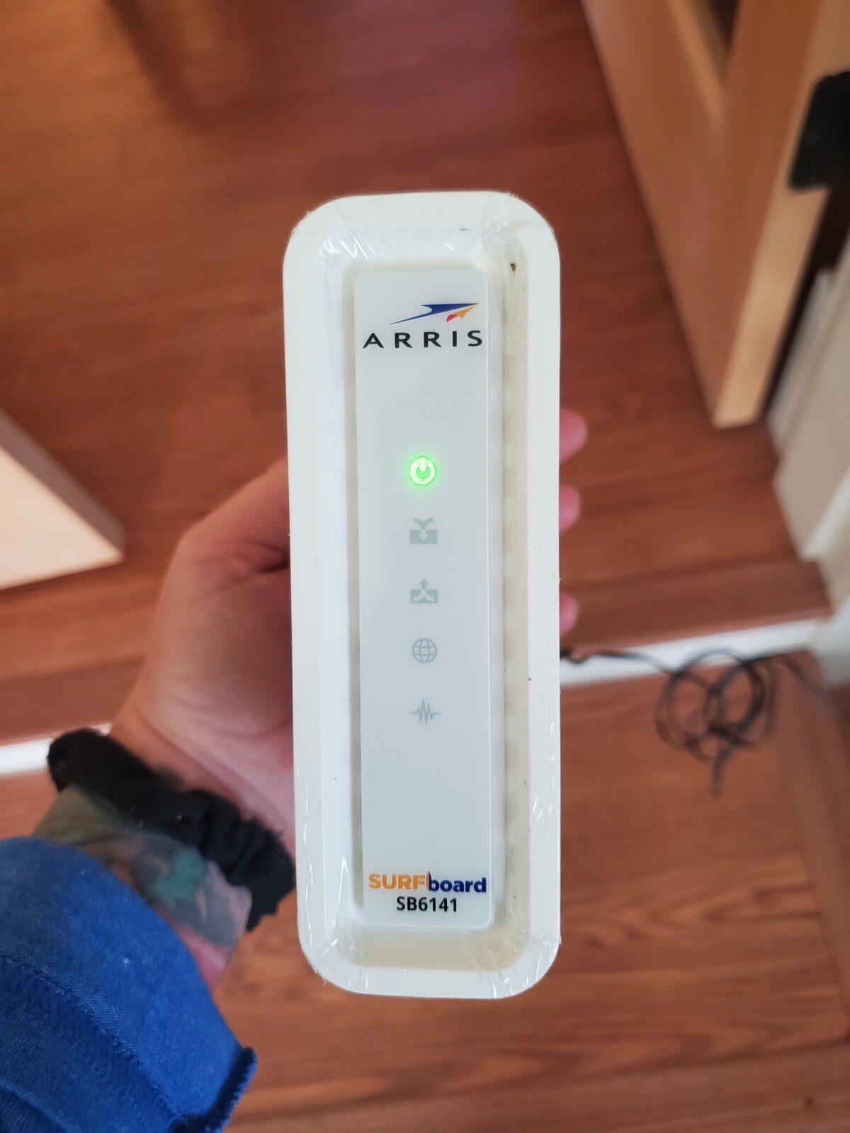 ARRIS SURFboard SB6141 Modem 400 Series 8×4 DOCSIS 3.0 343 Mbps Open Box Works