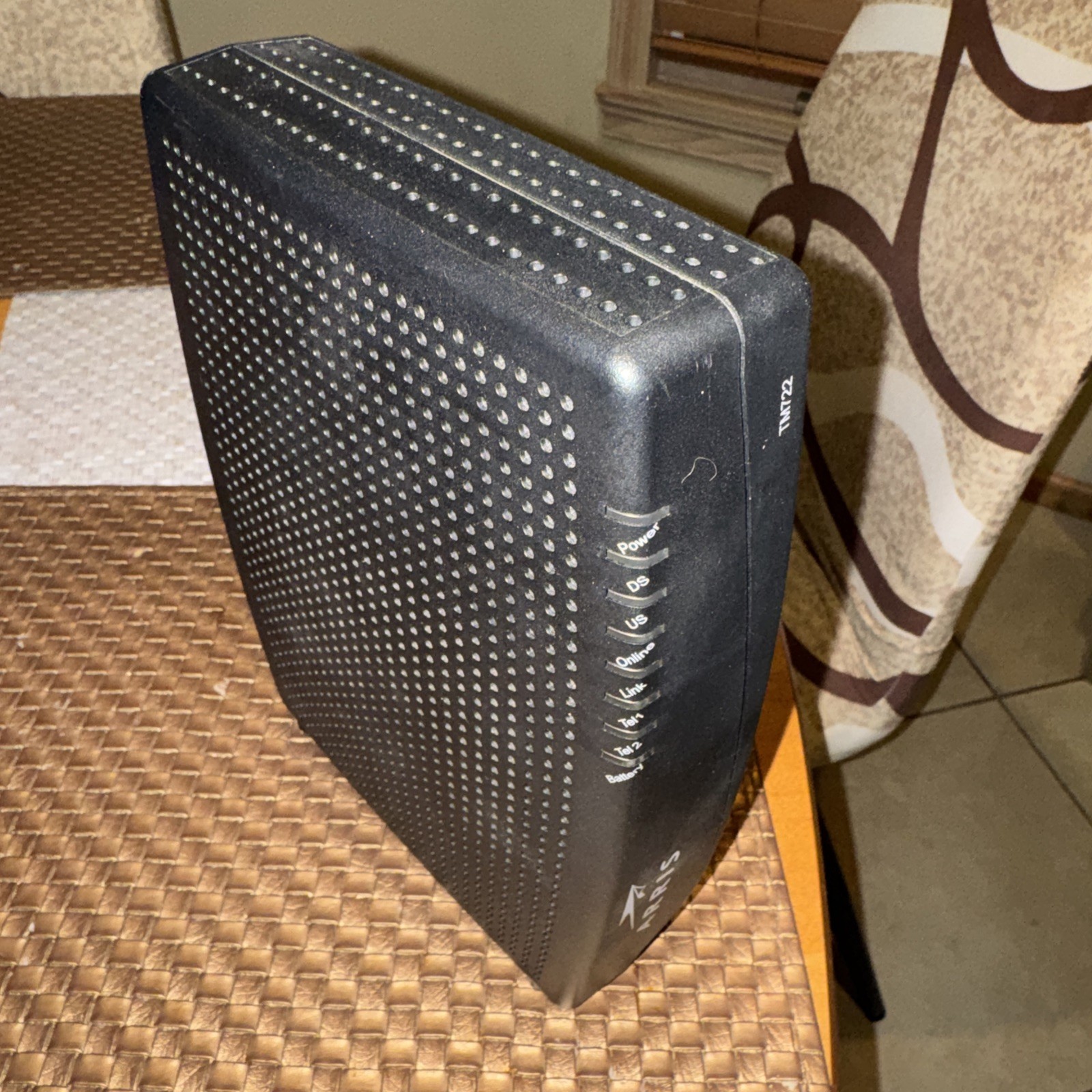 ARRIS Tm722g Comcast Voice and Cable Modem (TM722G/CT), Battery, Power-Cord
