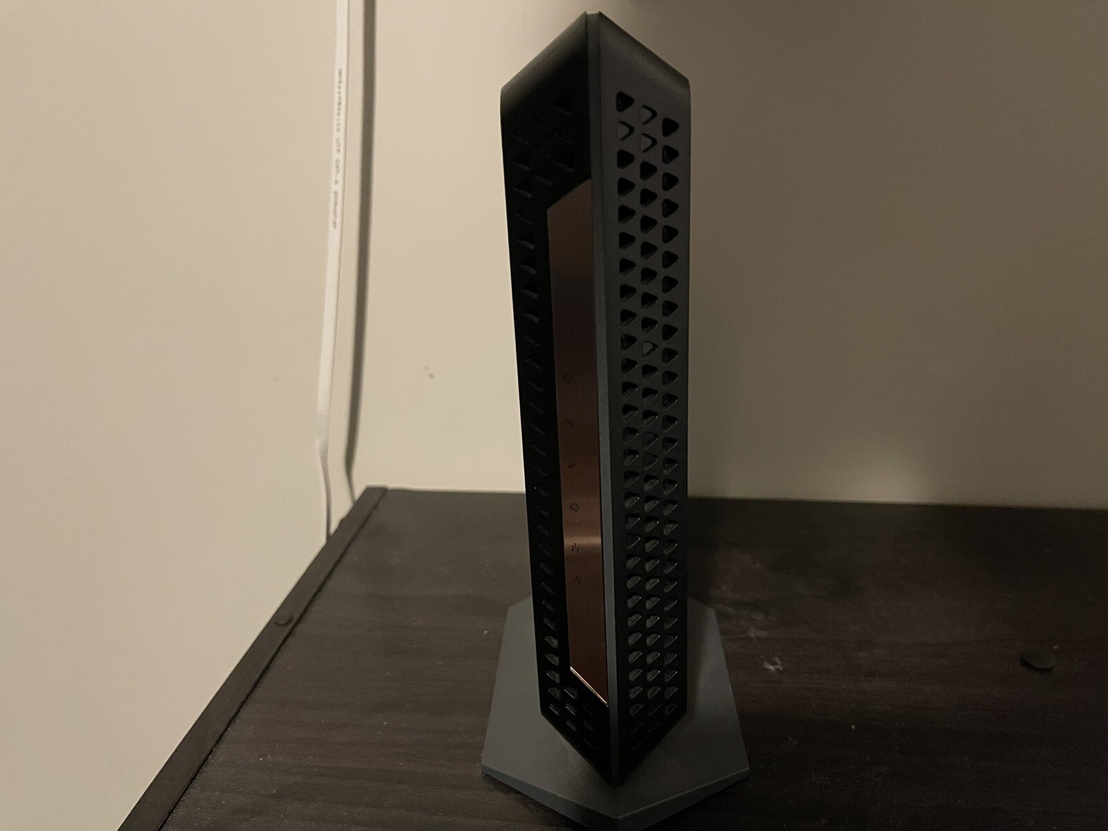 Netgear CM1100 DOCSIS 3.1 Multi-Gig Cable Modem (Supports Link Aggregation)