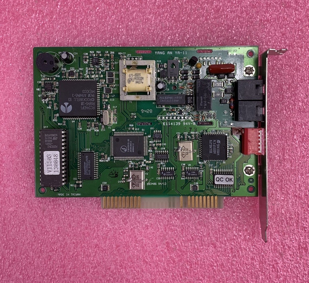 AT&T Paradyne 3711-B1-001 Vintage Modem Card