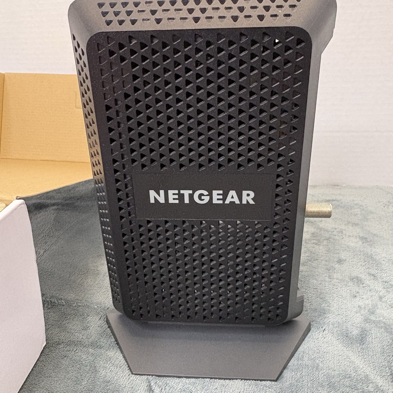 NETGEAR CM1000 High-Speed Cable Modem (Upto 6 Gbps)