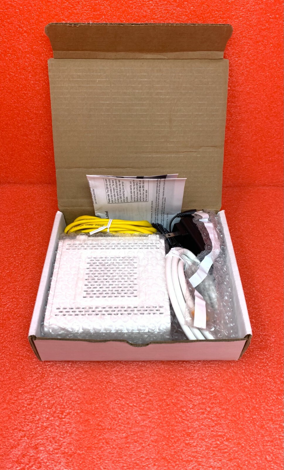 ARRIS / MOTOROLA SB6190 DOCSIS 3.0 CABLE MODEM WHITE USED