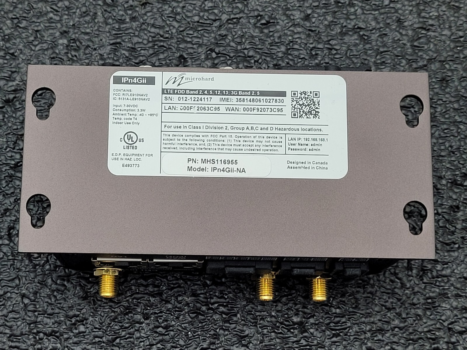 Microhard IPn4Gii-NA 4G LTE Dual SIM Dual Ethernet Serial USB Gateway POE