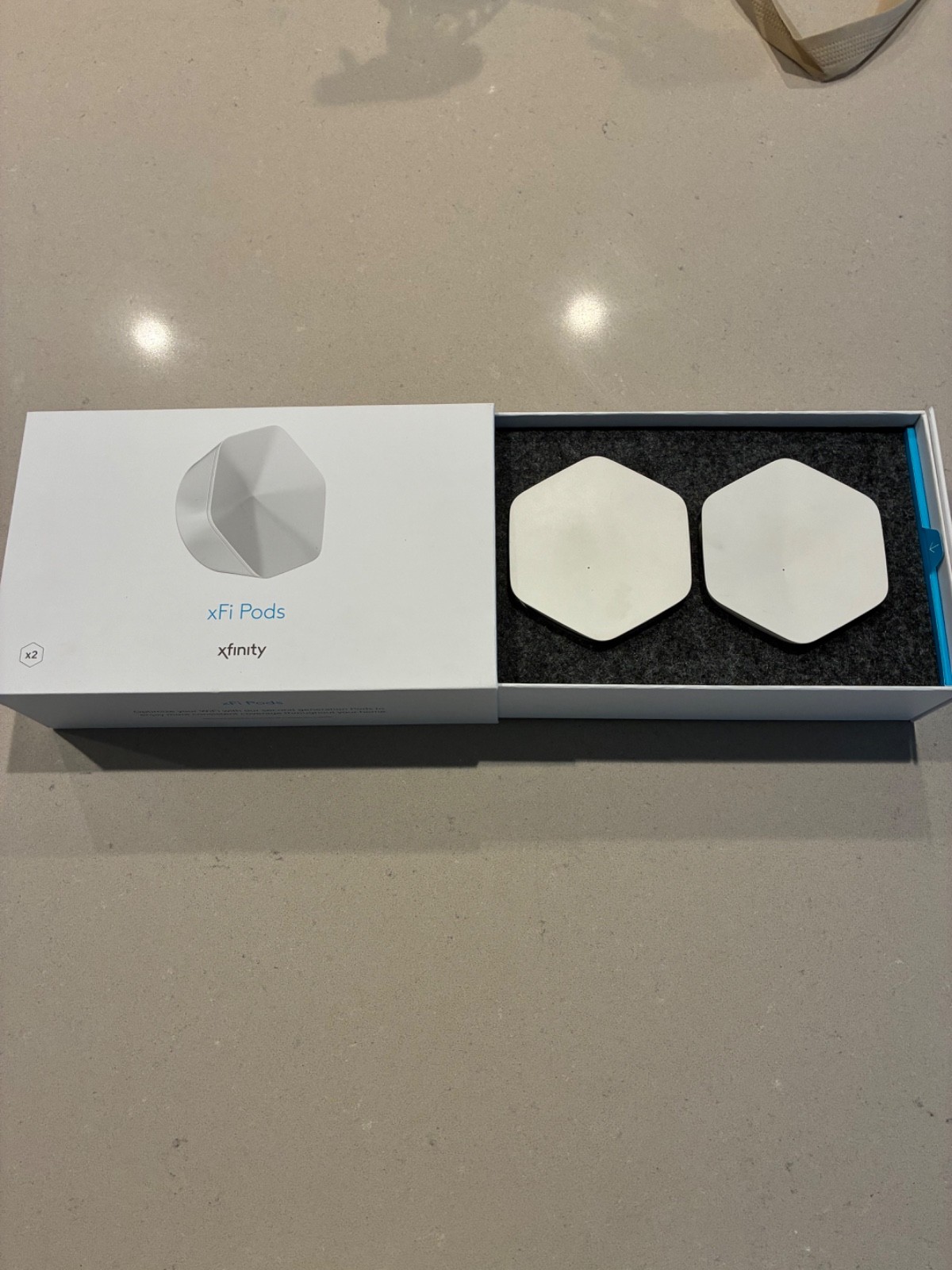 Pack of 2 Xfinity xFi Pods XE1-S WiFi Network Range Extenders First Gen