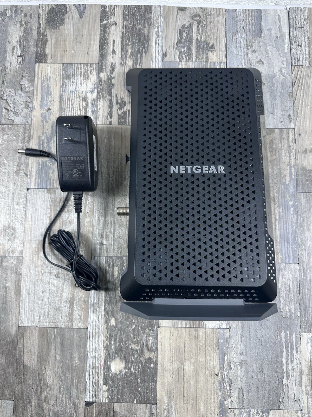 NETGEAR CM1150V Nighthawk Cable Modem for Comcast XFINITY Voice Tested Works