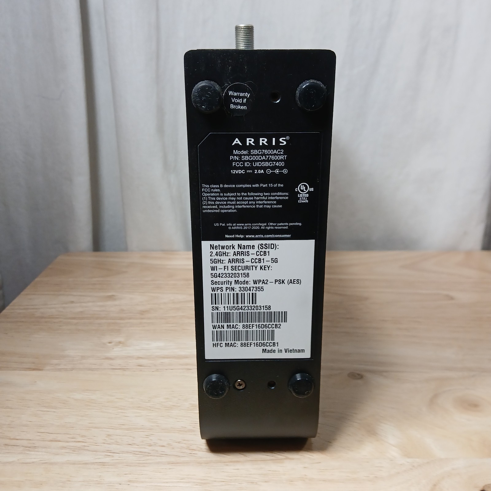ARRIS SURFBOARD SBG7600AC2 DOCSIS 3.0 Cable Modem & AC2350 Wi-Fi Router W/ Power