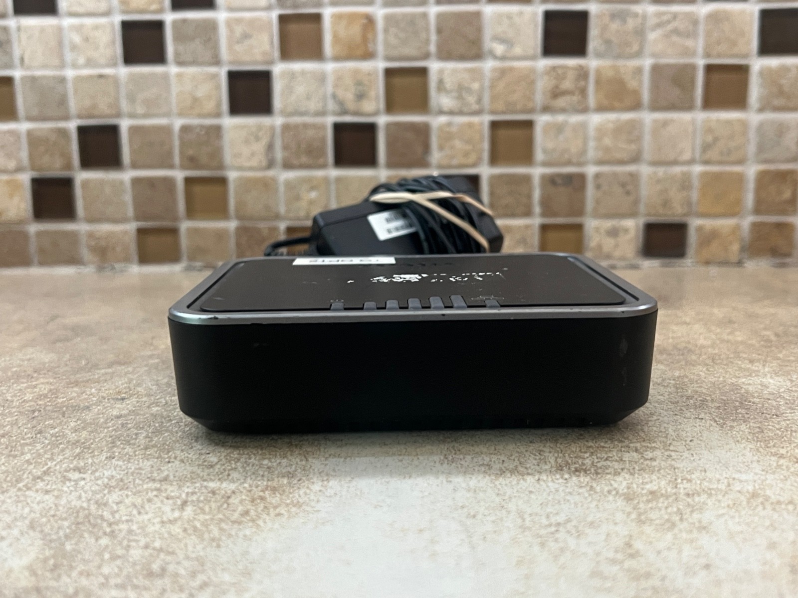 Netgear LB1120 4G LTE Broadband Modem 150Mbps Ethernet Network Device