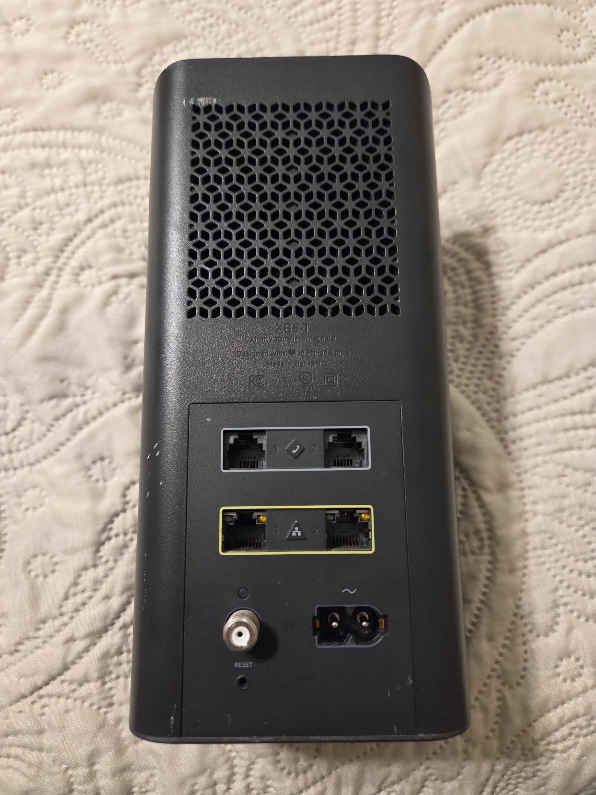 Xfinity Comcast XB6-T WiFi Router and Modem With Power Cord Tested Powers On.