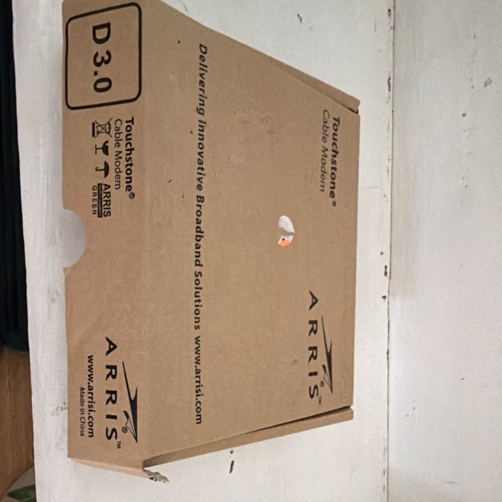ARRIS Touchstone WBM760A DOCSIS 3.0 Cable Modem 343 Mbps RJ-45 Black