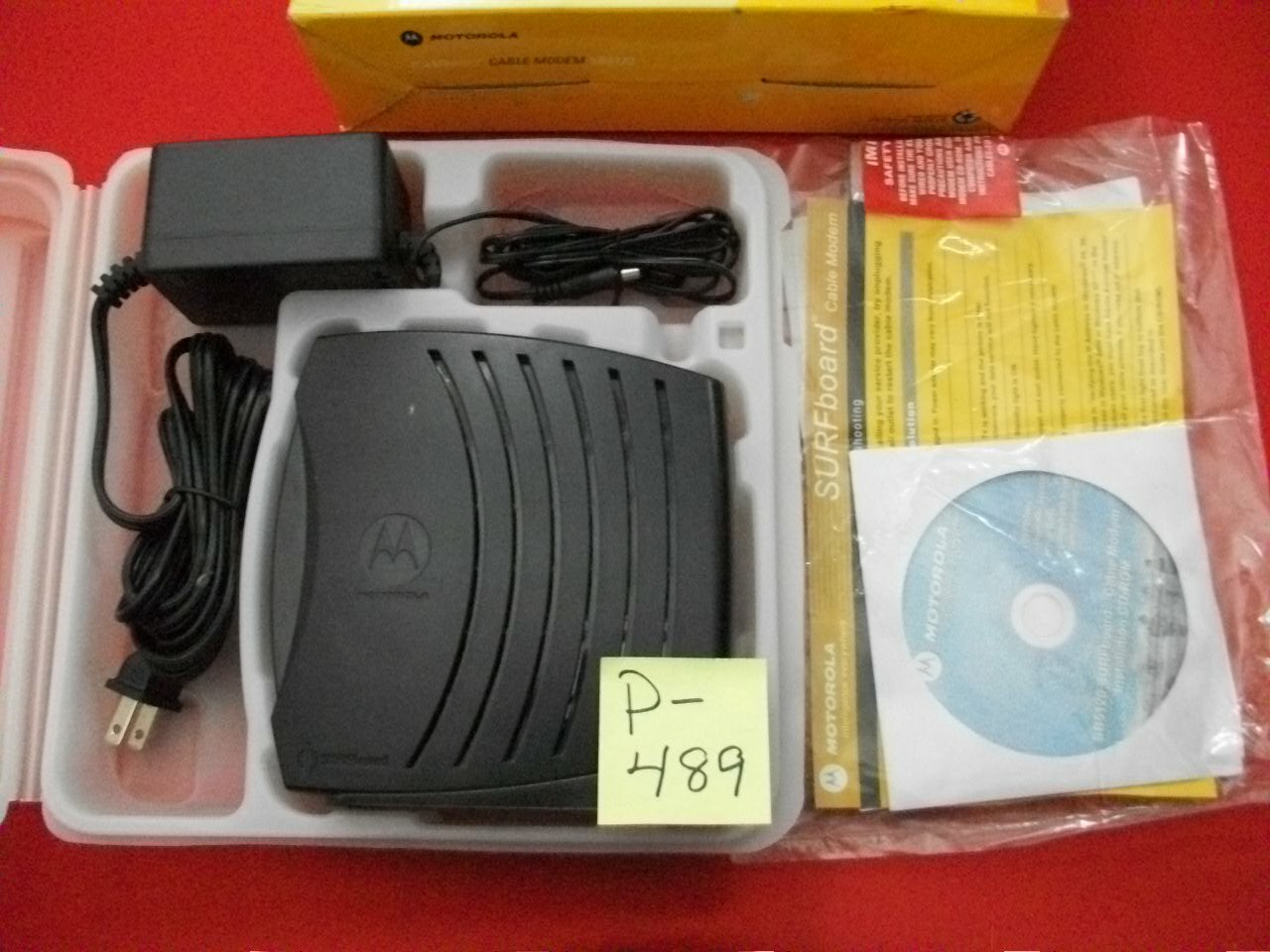 BRAND NEW MOTOROLA SURFBOARD CABLE MODEM-20X FASTER W/ TURBODOX-WINDOWS & MAC