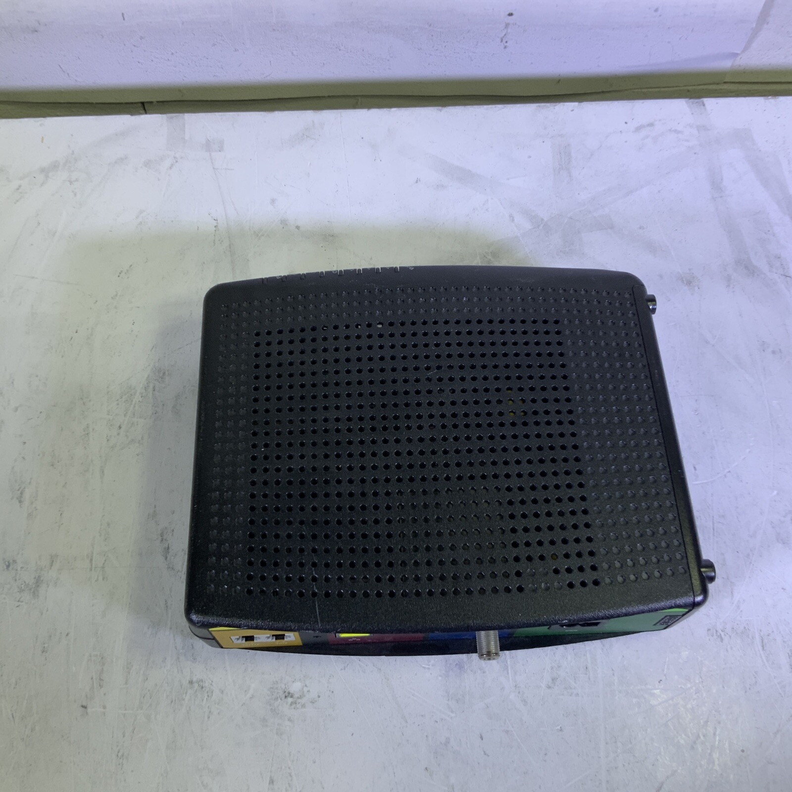 ARRIS TM822R Internet & Voice DOCSIS 3.0 Modem – NG F4B