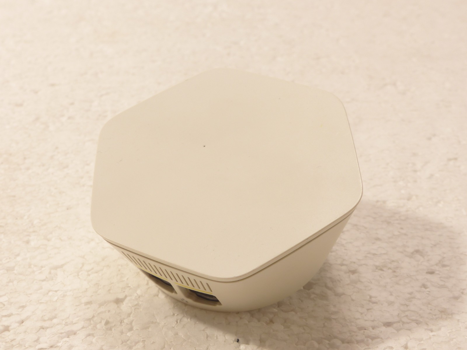 [1, Single] Xfinity xFi Pod [2nd Generation] WiFi Network Extender White XE2-SG