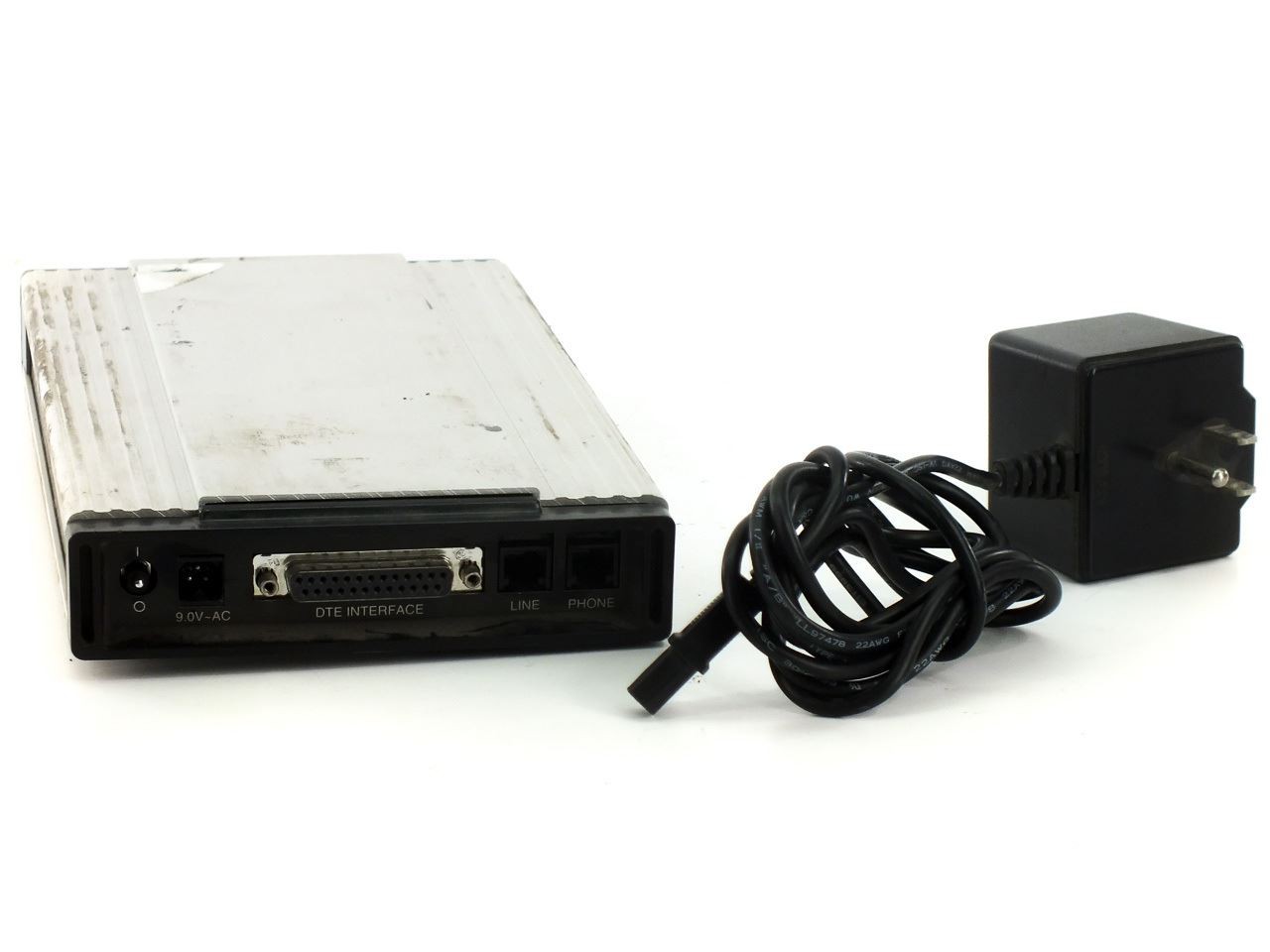 Hayes V-Series ULTRA 96 Desktop Smartmodem 9600 with Power Supply 2000US