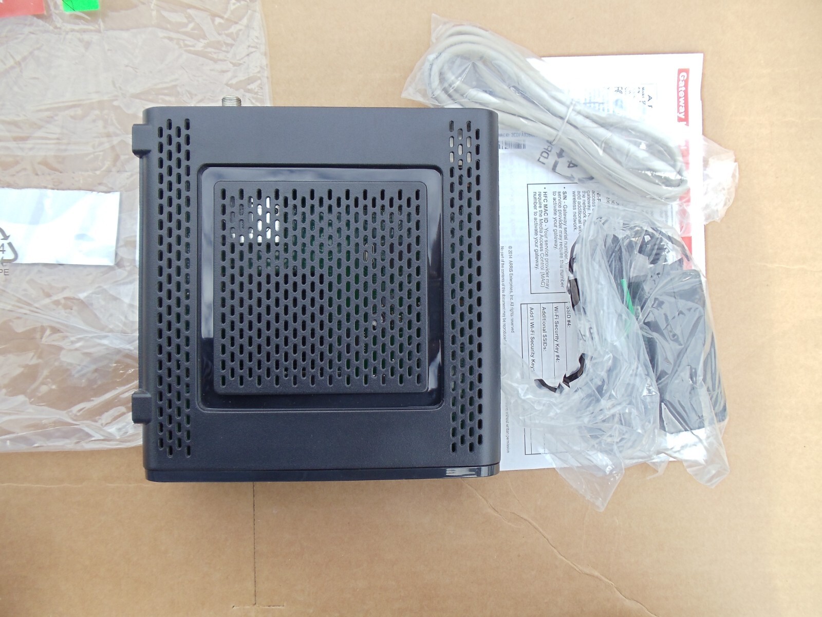 Motorola Arris Surfboard Modem/WiFi Router N300 Dual Band Model SBG6580