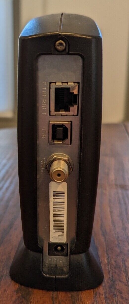 Motorola Surfboard SB5100 Cable Modem DOCSIS 2.0 USB + Ethernet 38 Mbps