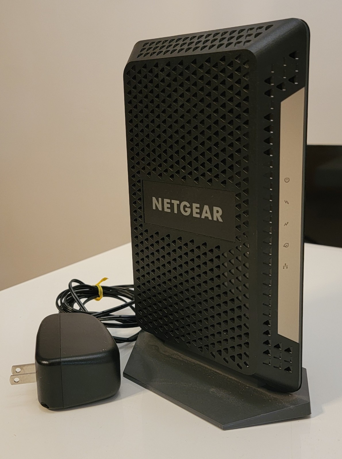 Netgear CM1000 DOCSIS 3.1 Gigabit Speed Cable Modem Black Tested Works Great!