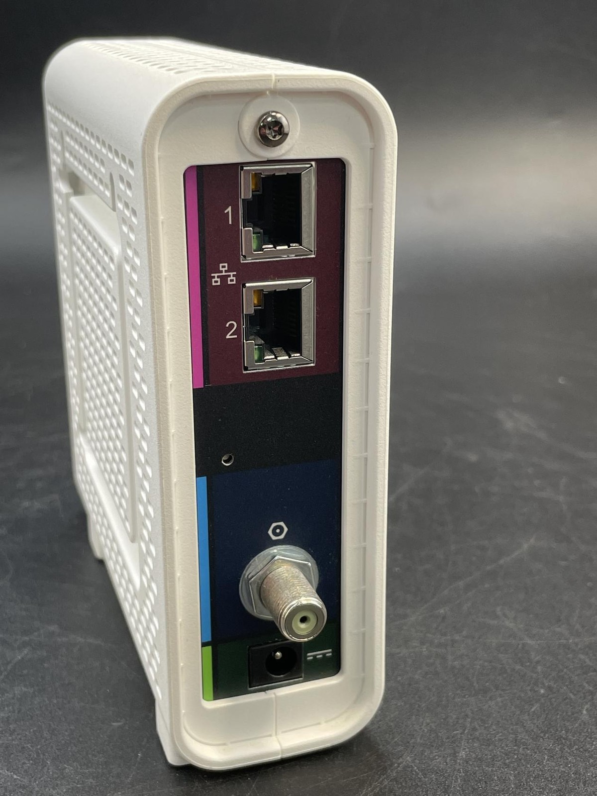 ARRIS Cable Modem Fast DOCSIS 3.1 32×8 Gigabit Cable Modem SB8200 PC1723393