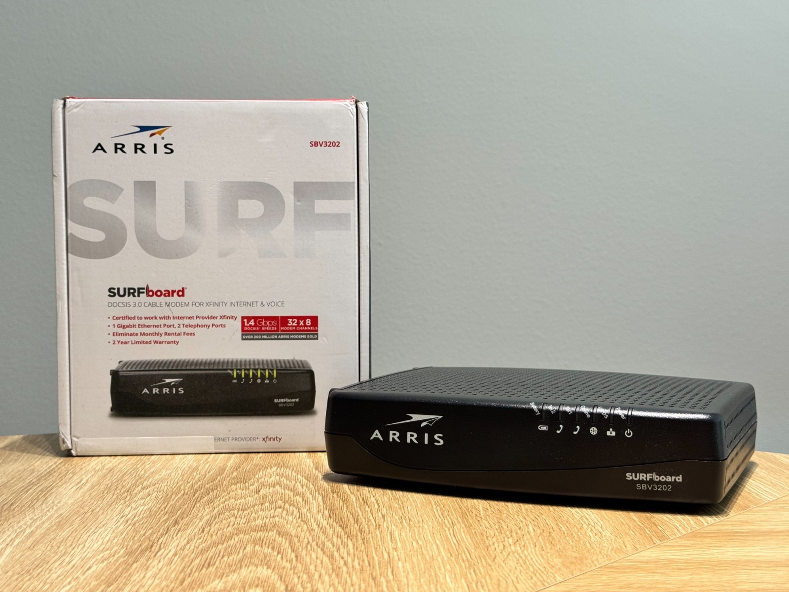 ARRIS SURFboard SBV3202 DOCSIS 3.0 Cable Modem, Comcast Xfinity Internet & Voice