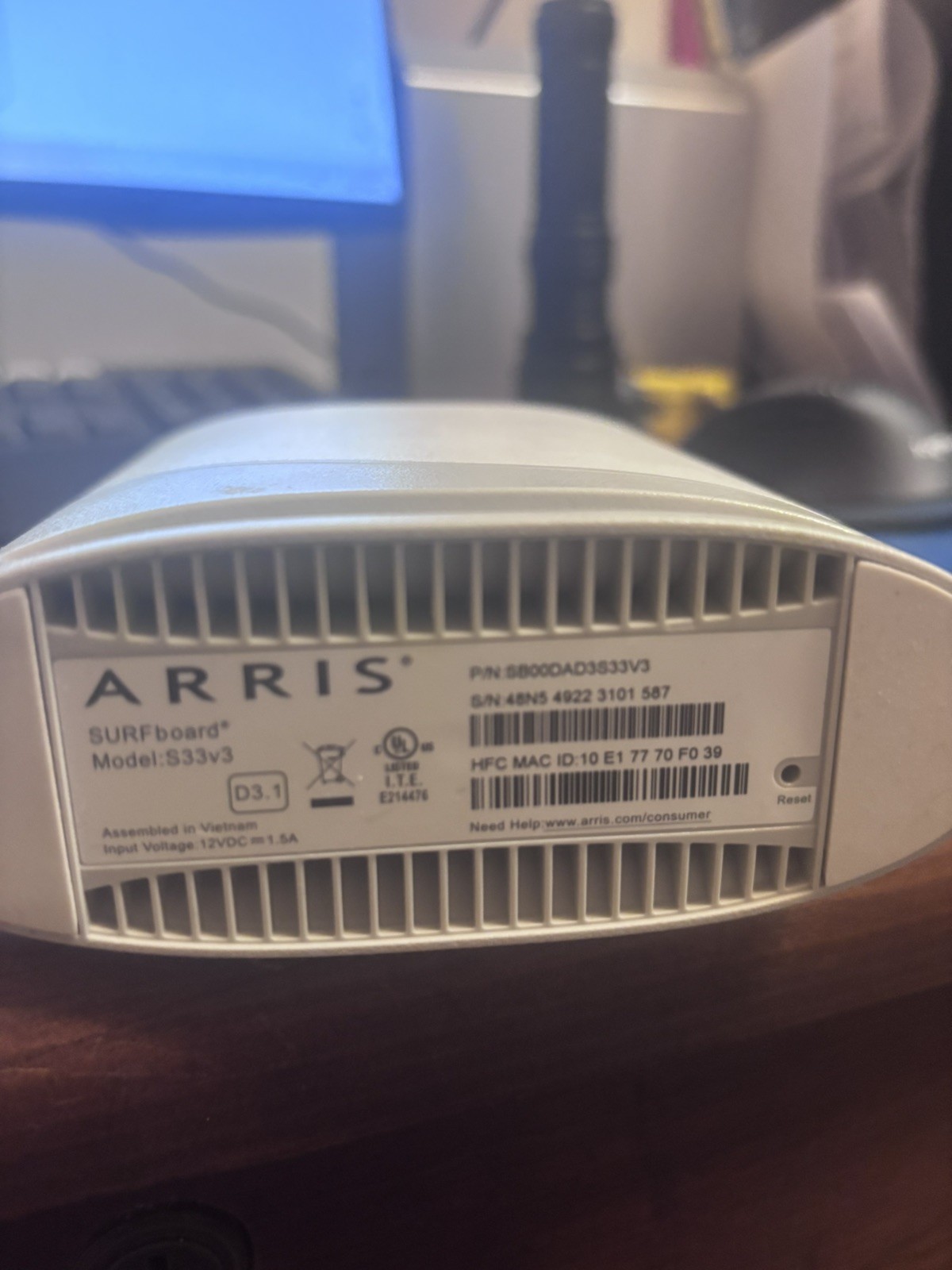 ARRIS 1001360 SURFboard DOCSIS 3.1 Multi-Gigabit Cable Modem with 2.5 Gbps