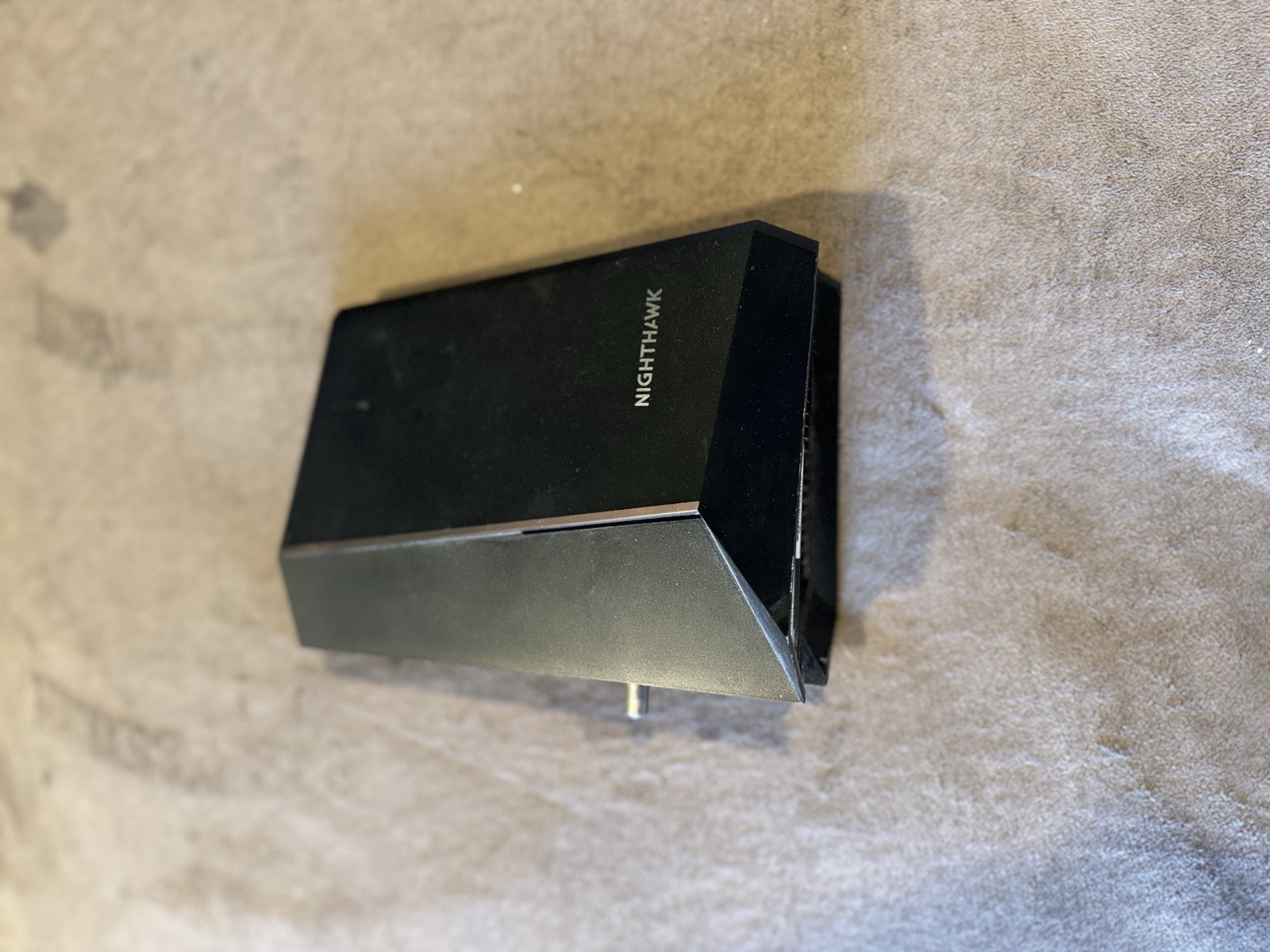 Netgear Nighthawk CM2000 Cable Modem