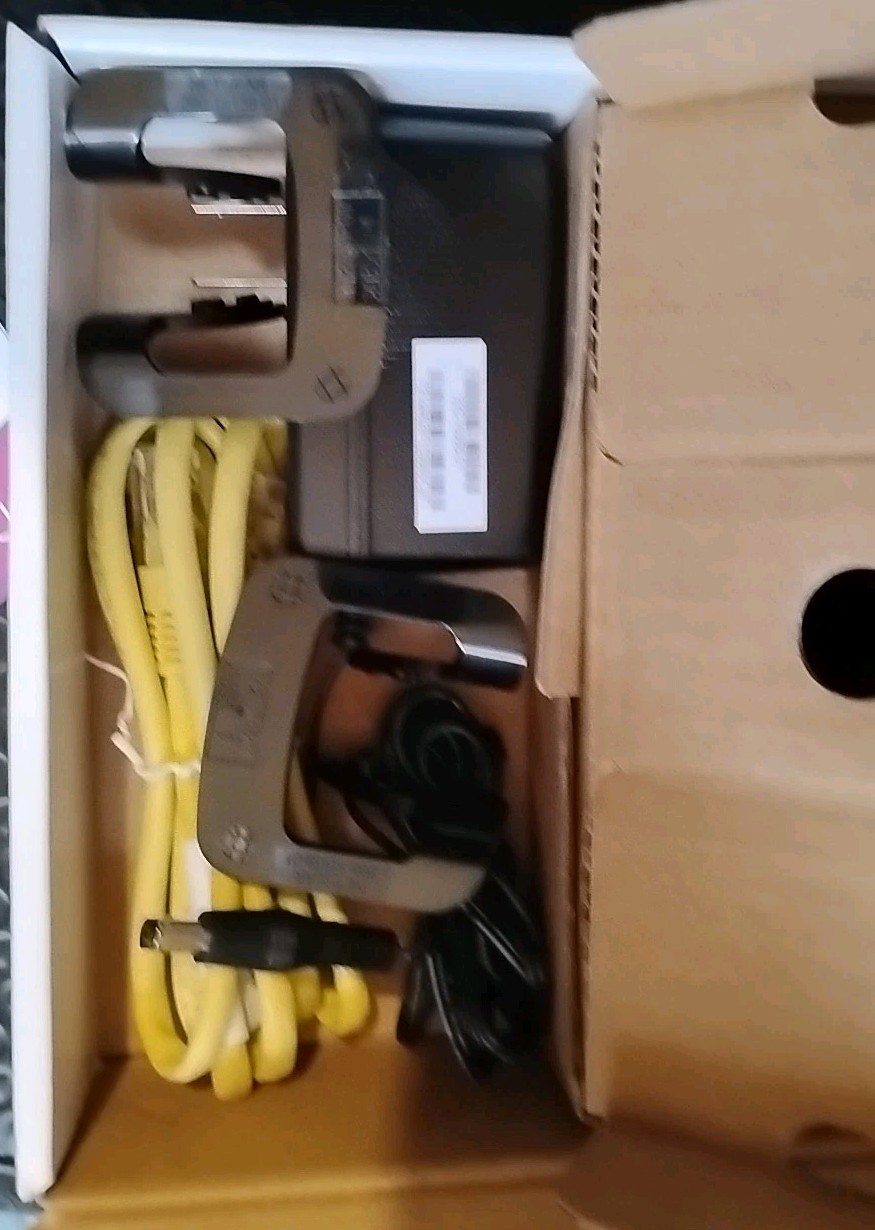 Netgear CM400 High Speed Cable Modem Complete With Instructions