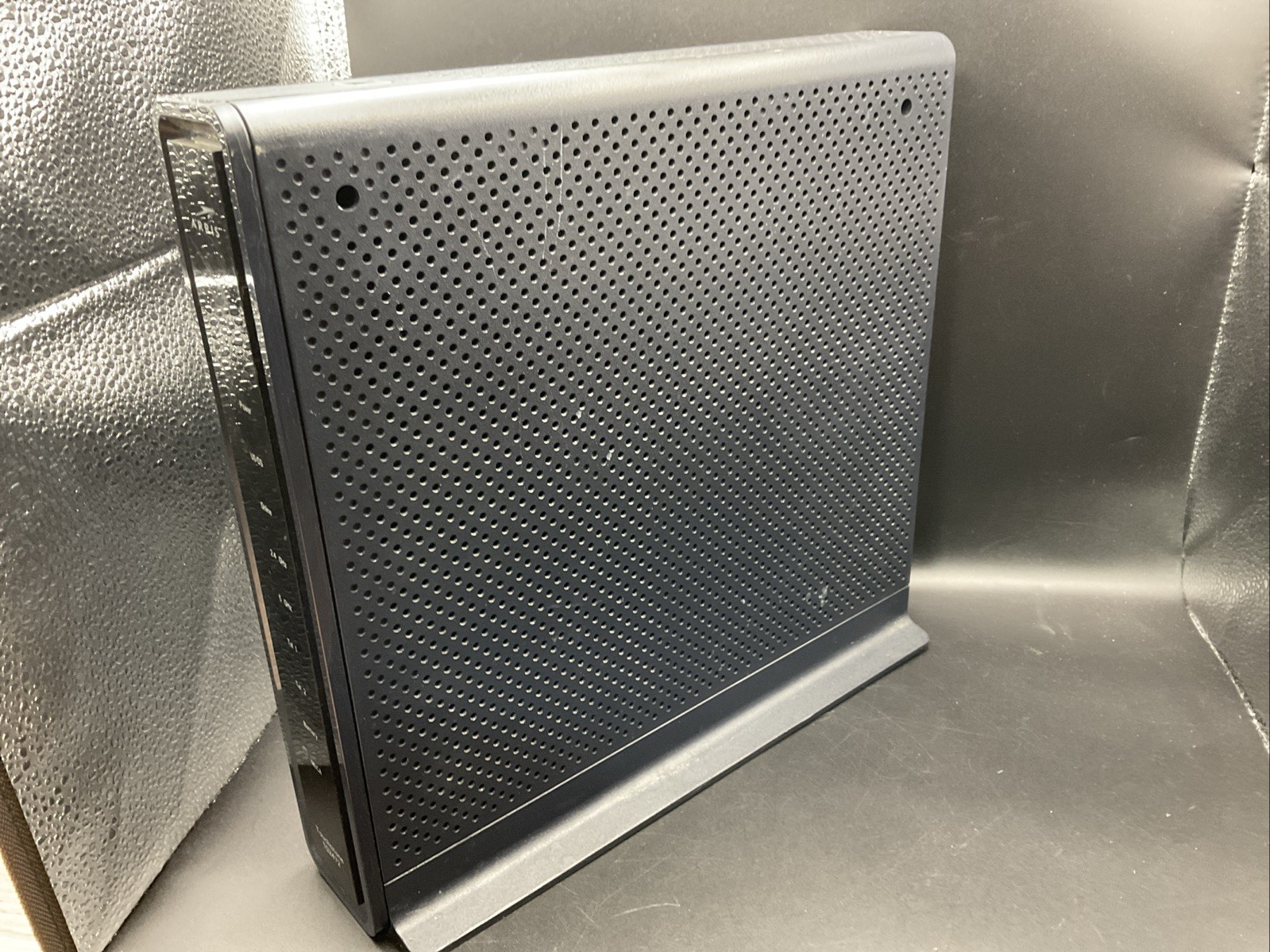 Arris Touchstone TG2472 Cable Voice gateway Modem 24×8 DOCSIS 3.0 Gateway.