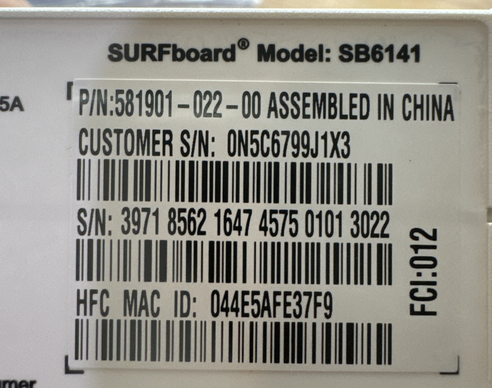 ARRIS SURFboard SB6141 Internet 1.4 Gbps DOCSIS 3.0 -12VDC .White