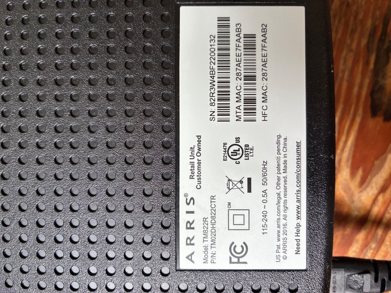 ARRIS Touchstone TM822G DOCSIS 3.0 8×4 Telephony Modem – Black