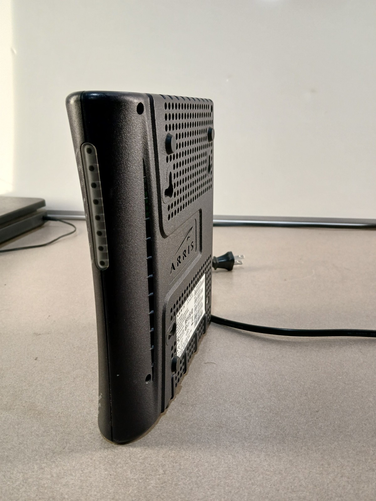 ARRIS Telephoney Modem TM502G With AC Power Cord & Battery Backup
