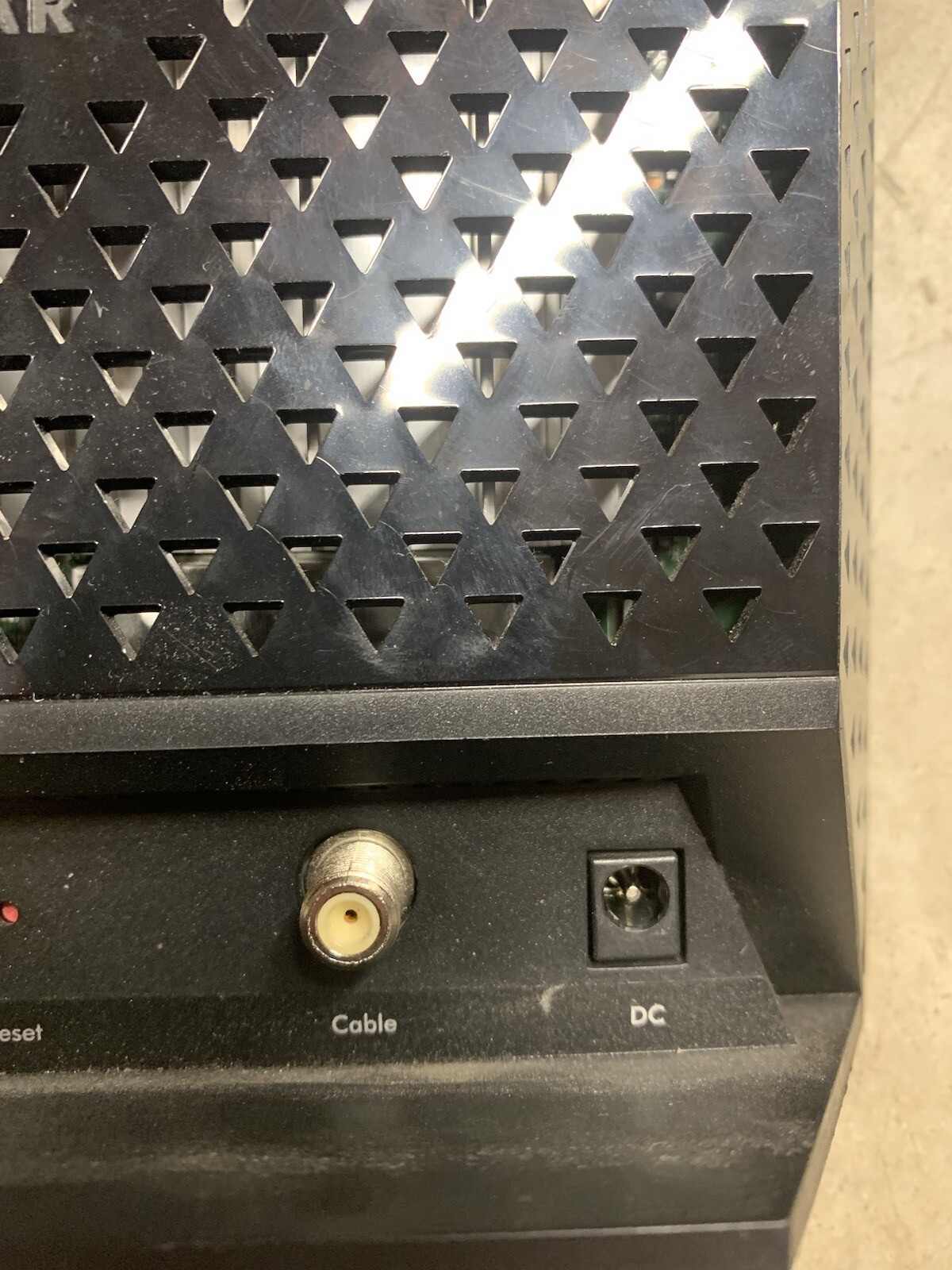 NETGEAR Cable Modem Wi-Fi Router Combo AC1600 C6250