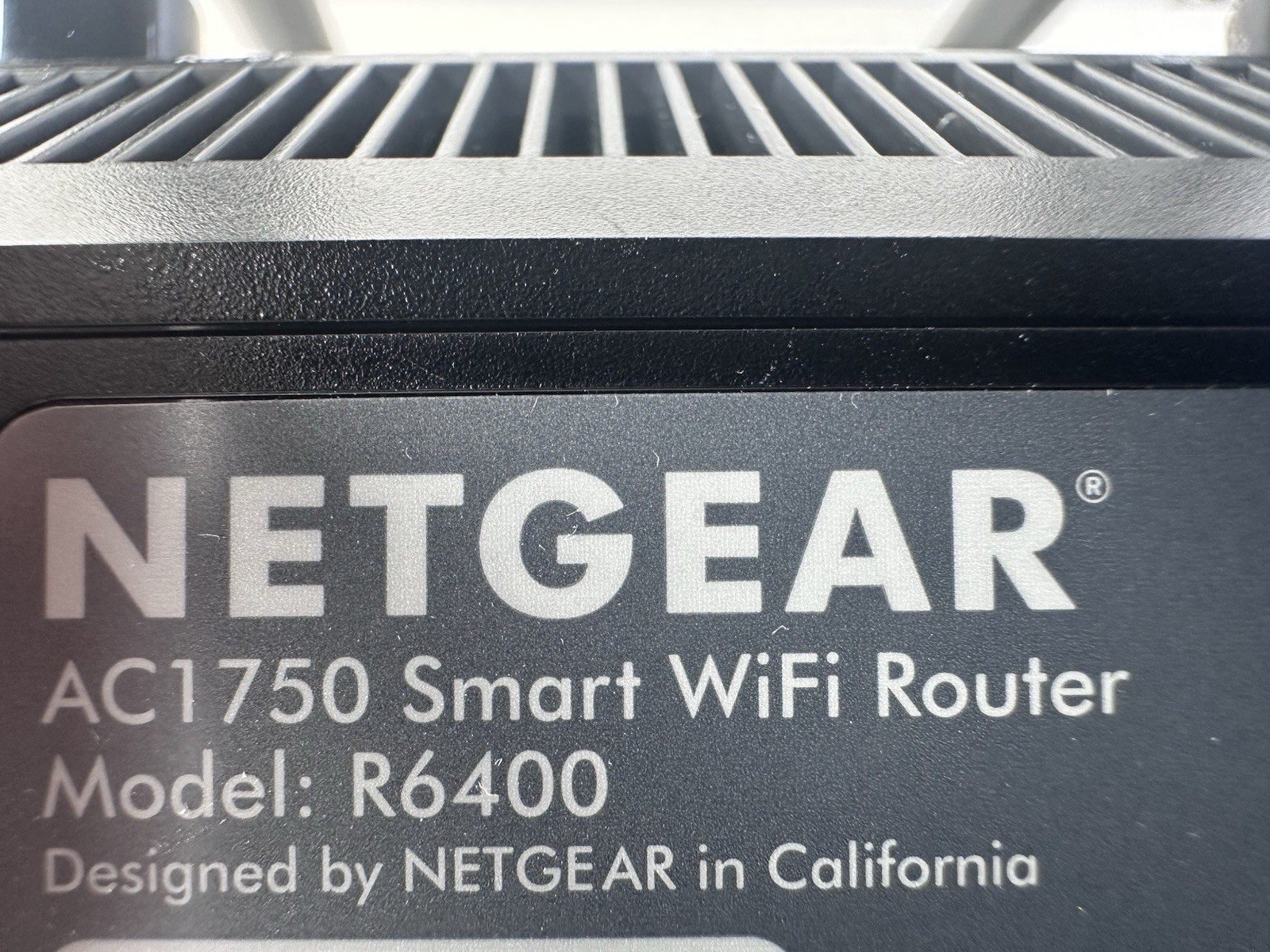 NETGEAR R6400 AC1750 Dual Band Smart WiFi Router w/ Power Adapter Tested