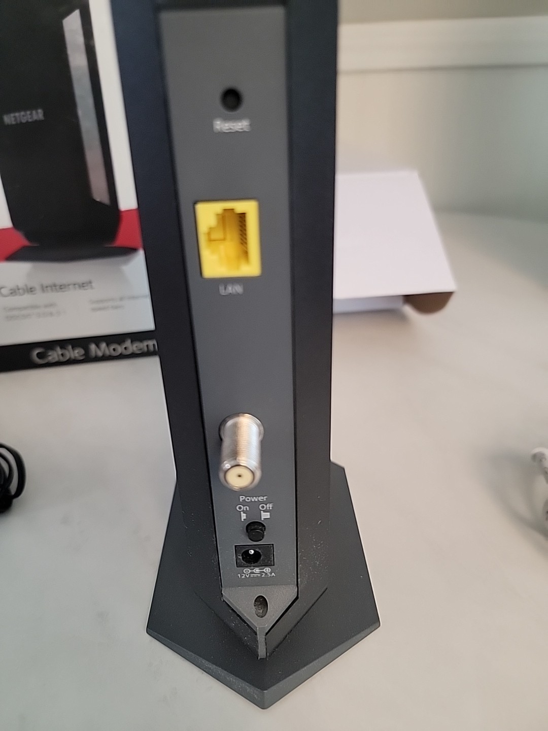 NETGEAR M/CM1000/ DOCSIS 3.1 Ultra High speed Cable Modem/SEE DESCRIPTION