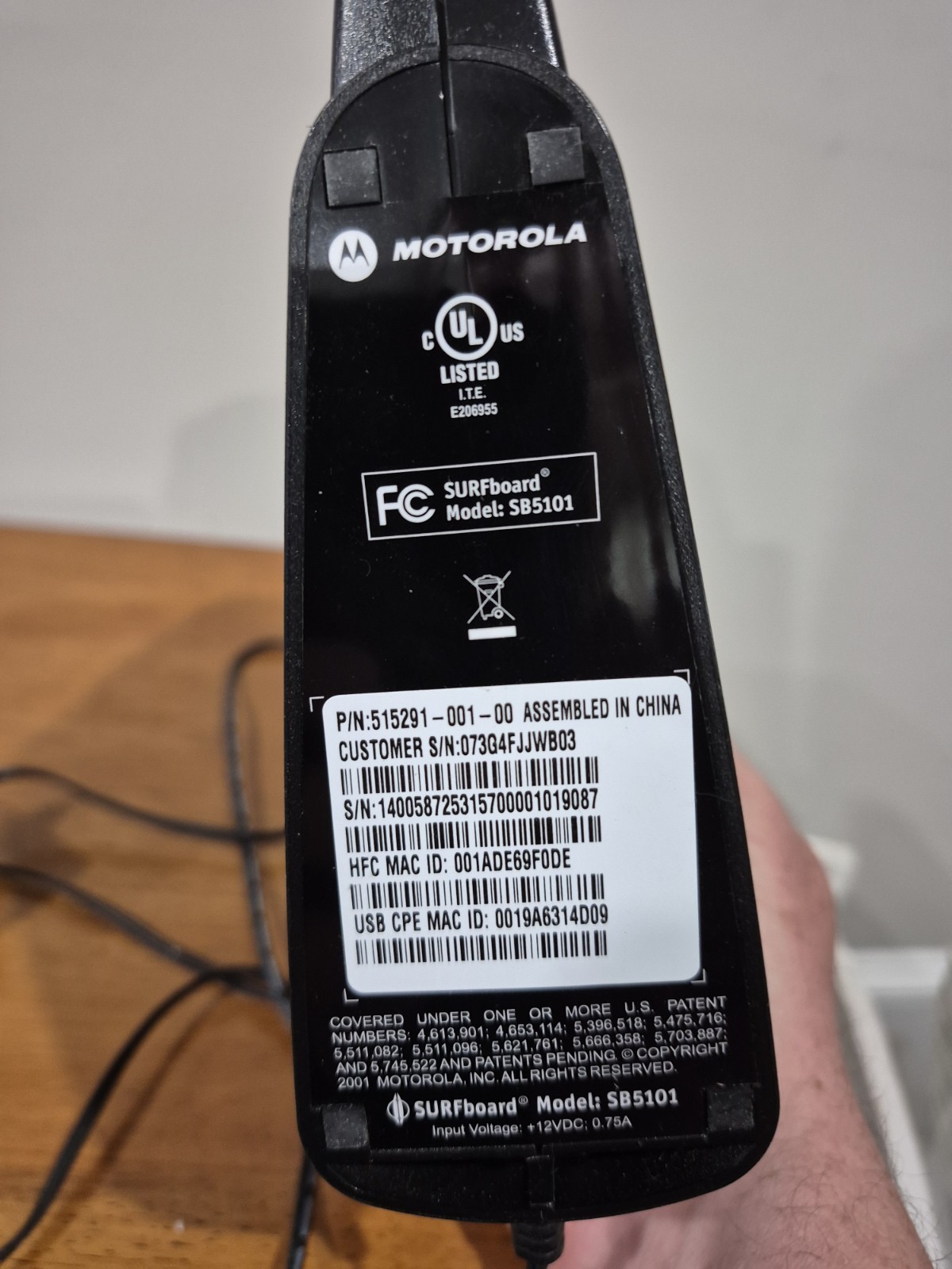 Motorola Surfboard SB5101 Cable Modem with Power Supply