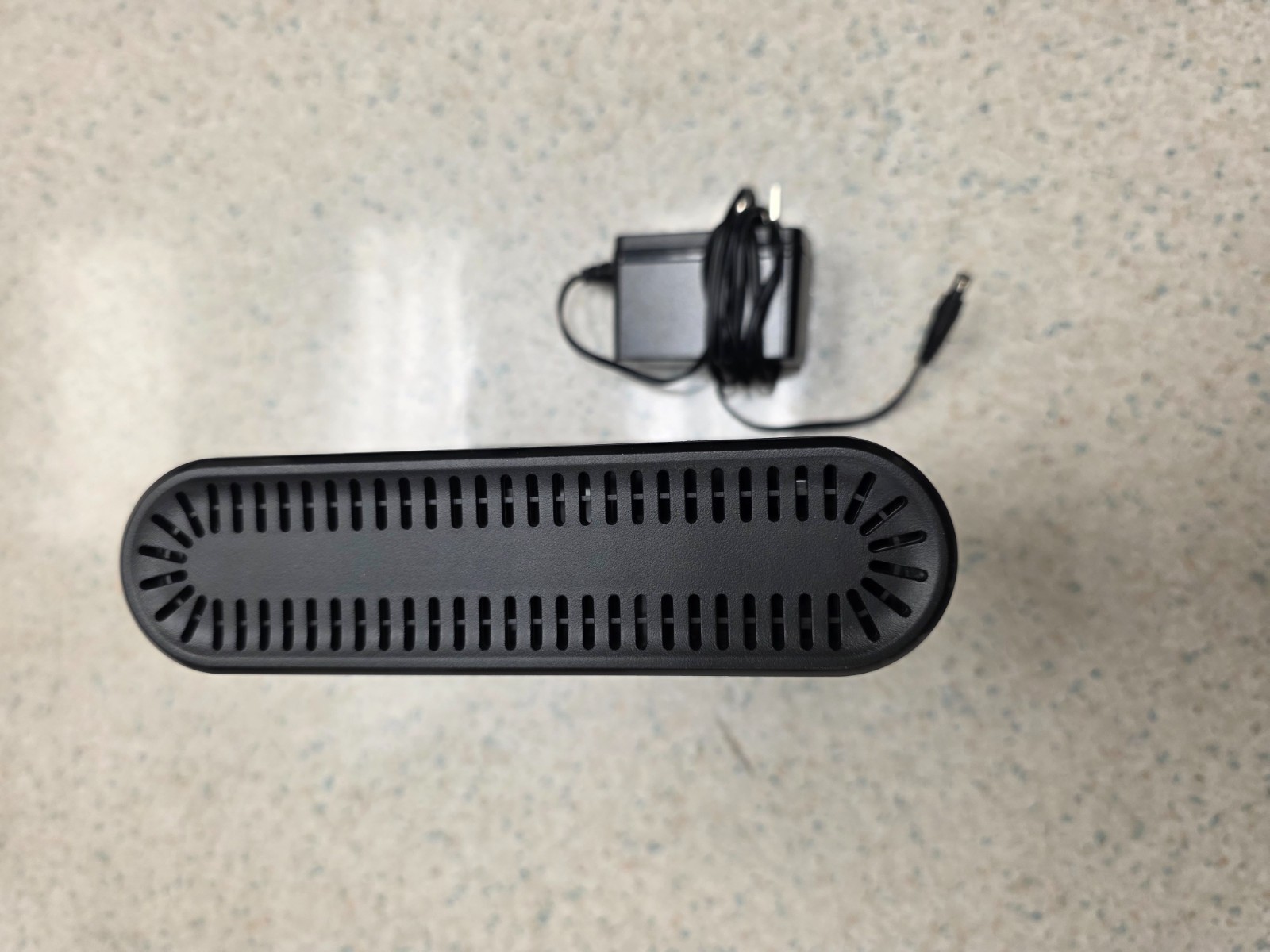 Motorola MB8600 DOCSIS 3.1 Cable Modem Black, 1Gbps, Xfinity, Cox – Works Great!