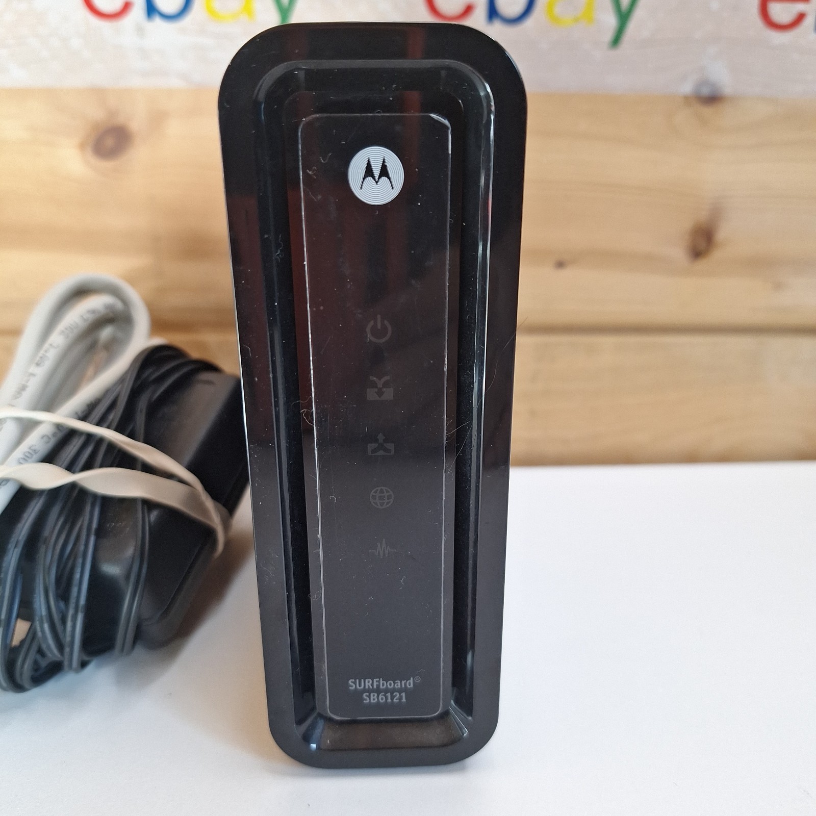 Motorola Surfboard SB6121 WiFi Cable Modem Black (575186-017-00) TESTED