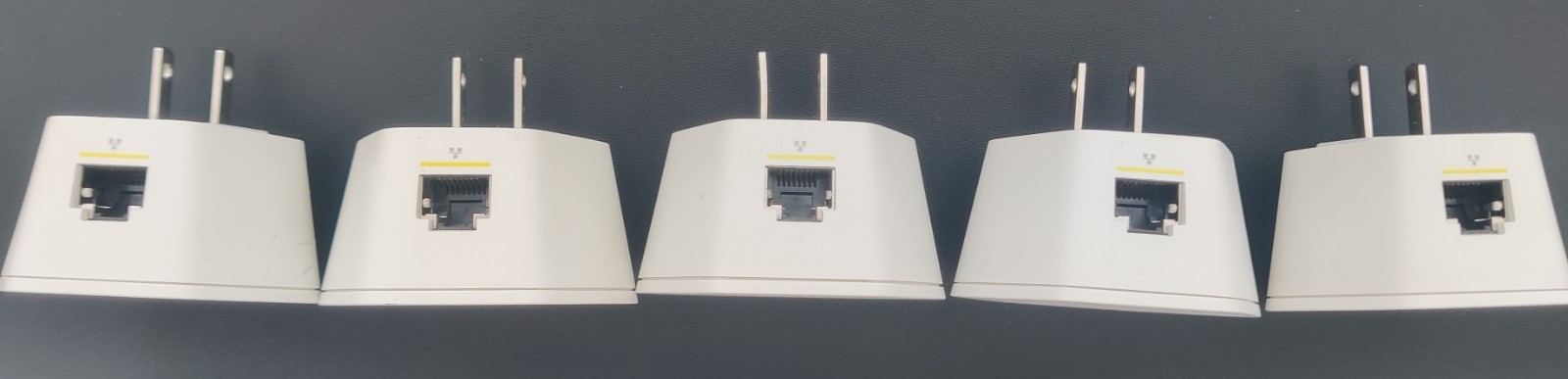 Genuine Xfinity xFi Pods WiFi Network Range Extenders, 1st Gen, XE1-S. 5 pack!