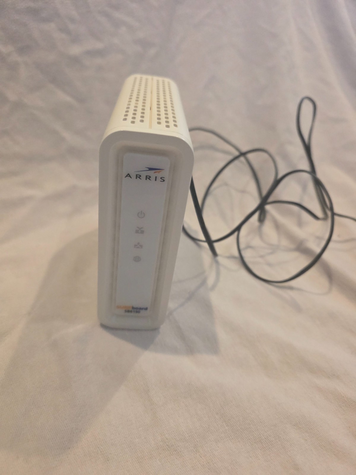 ARRIS Surfboard SB6190-RB DOCSIS 3.0 Cable Modem, White (Renewed)