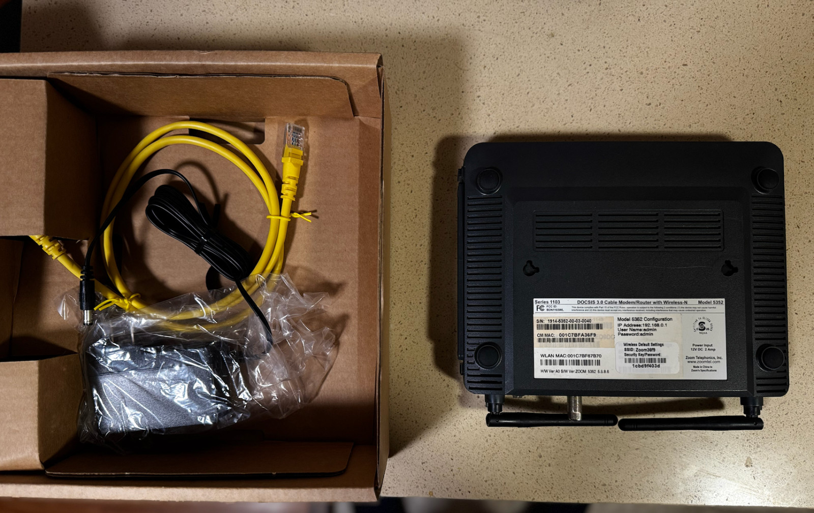 Zoom Docsis 3.0 Cable Modem Router with Wireless-N Model 5352 Series 1103