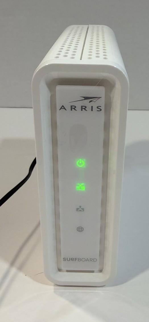 ARRIS Surfboard SB8200 V3 DOCSIS 3.1 2Gbps Cable Modem with Power Adapter No Box