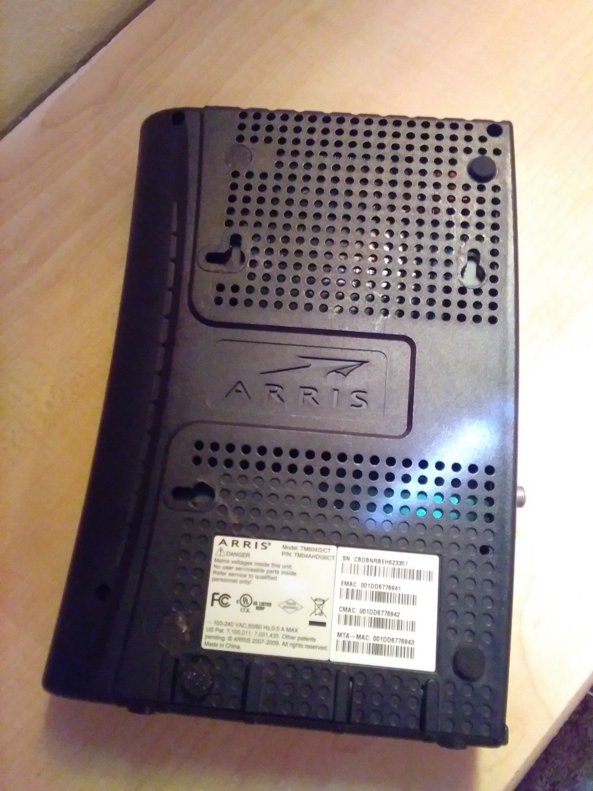 Arris TM604G/CT Touchstone Telephony Cable Modem TM04AHDG6CT