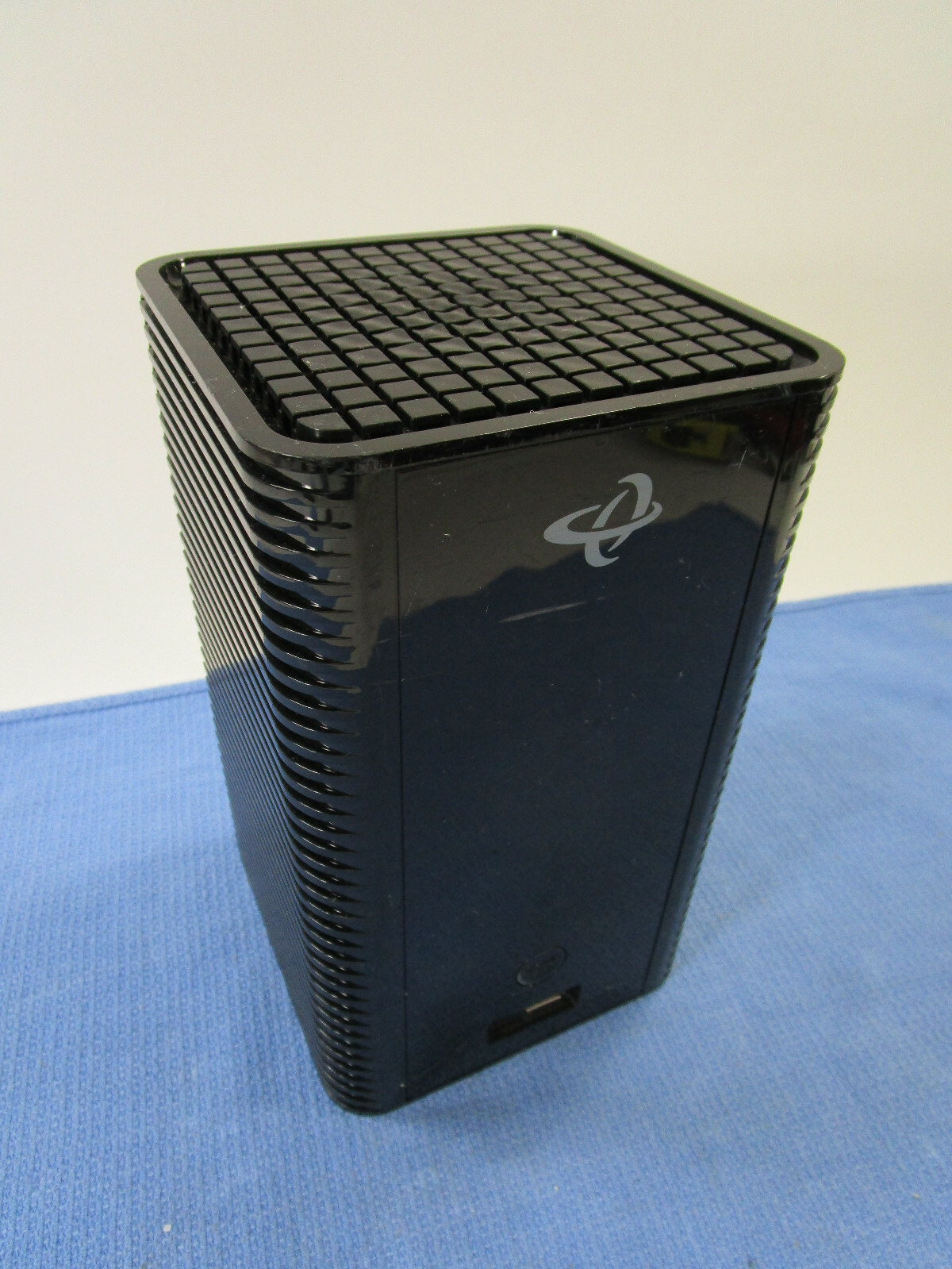 Hitron CGNVM-3582 Wireless Cable Modem 3.0 32×8 Downstream channels